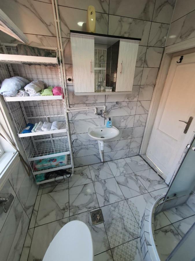 פרילפ Iliovski Inn - Just Like Home מראה חיצוני תמונה